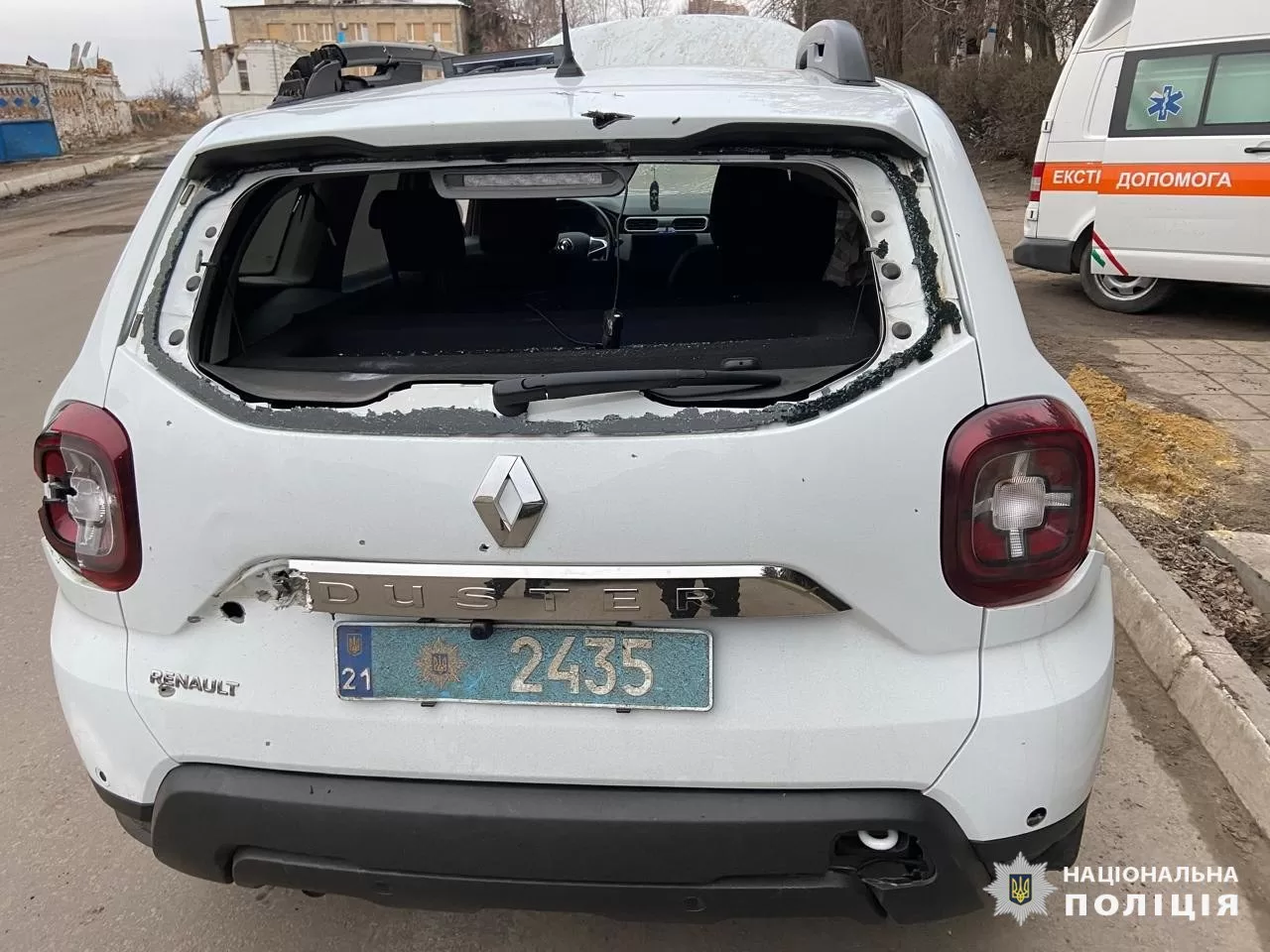 Поврежденная машина полицейских / Фото: Нацполиция