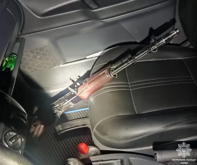 В Киеве задержали подозреваемого в стрельбе на СТО / Фото: Патрульная полиция Украины