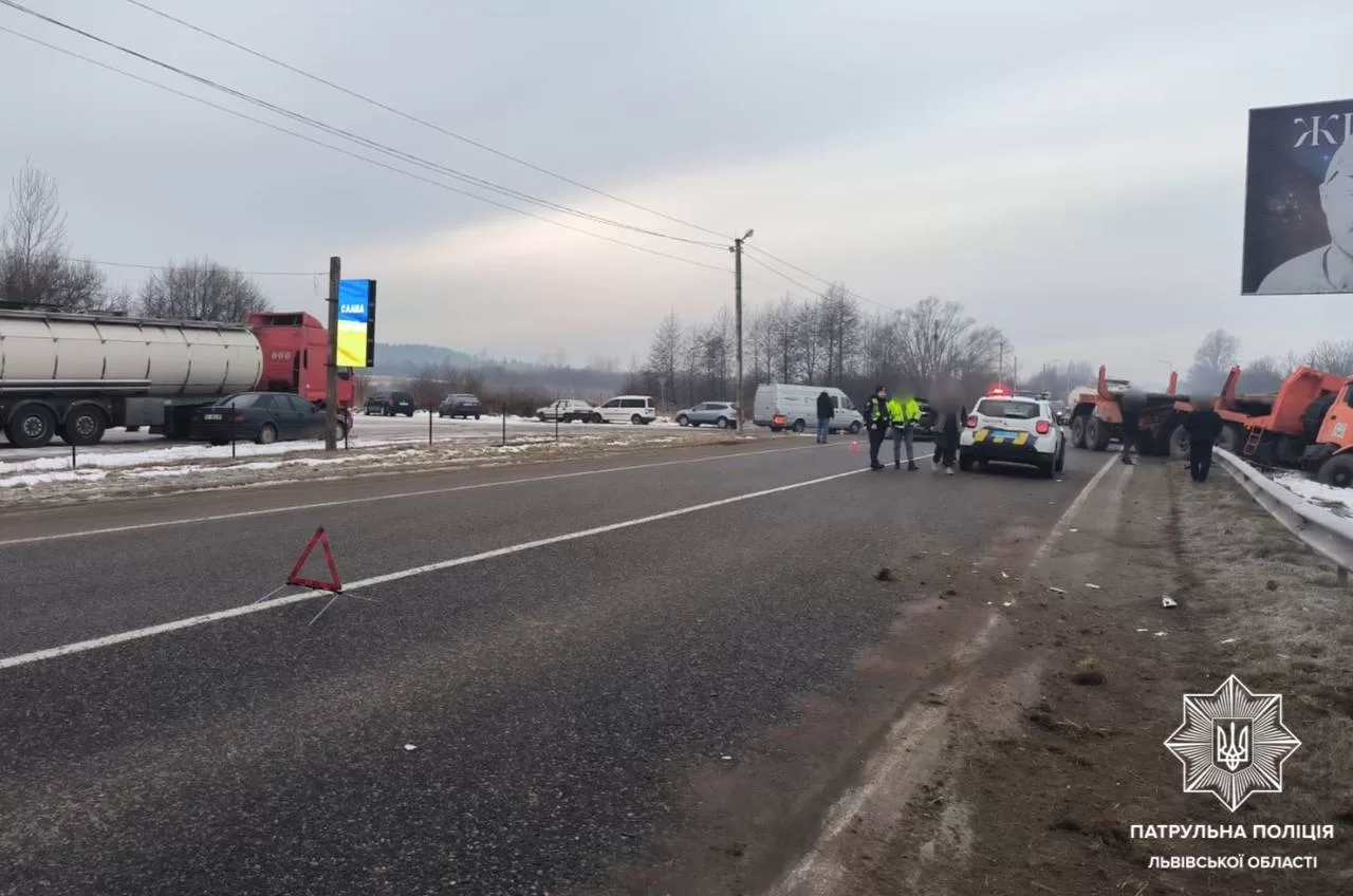 ДТП біля села Берегове Львівської області / Фото: Патрульна поліція Львівщини