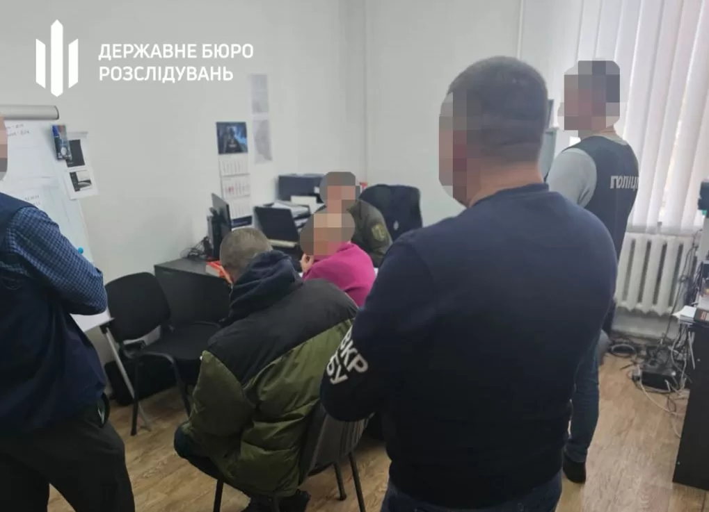 Командир майже рік нараховував підлеглому "бойові" за ремонт будинку / Фото: ДБР