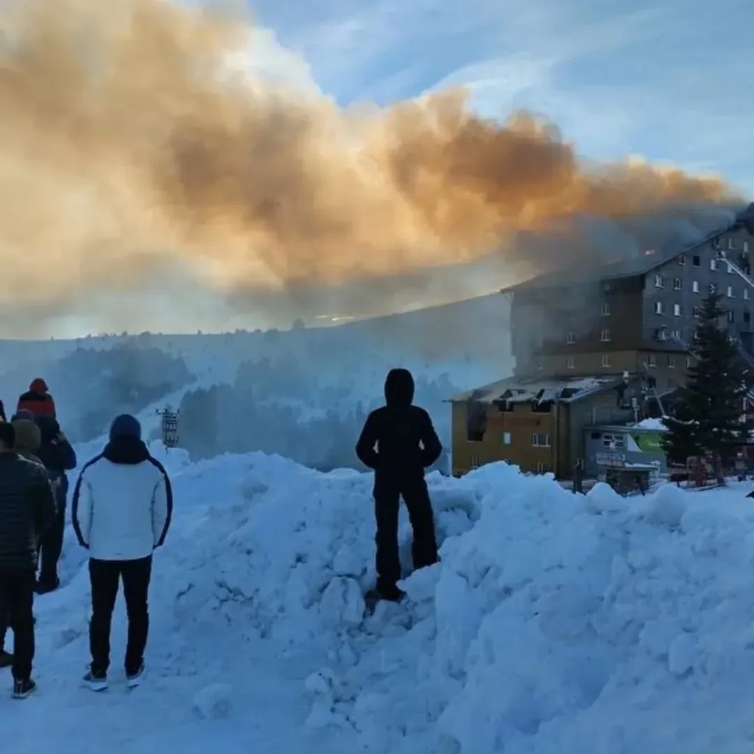 Пожар в турецком отеле / Фото: hataydiyar/Instagram
