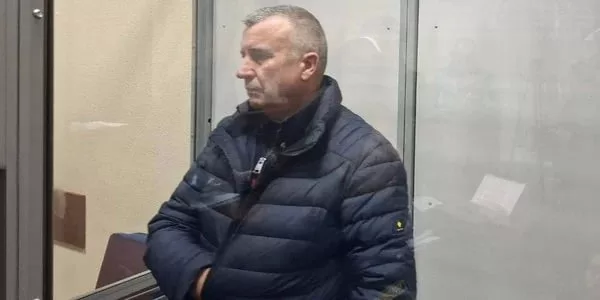 Юрий Галушкин в зале суда / Фото: Ґрати