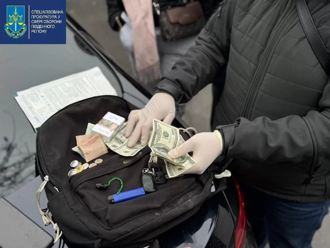 В Одесі на хабарі затримали військового ТЦК / Фото: Спеціалізована прокуратура у сфері оборони Південного регіону