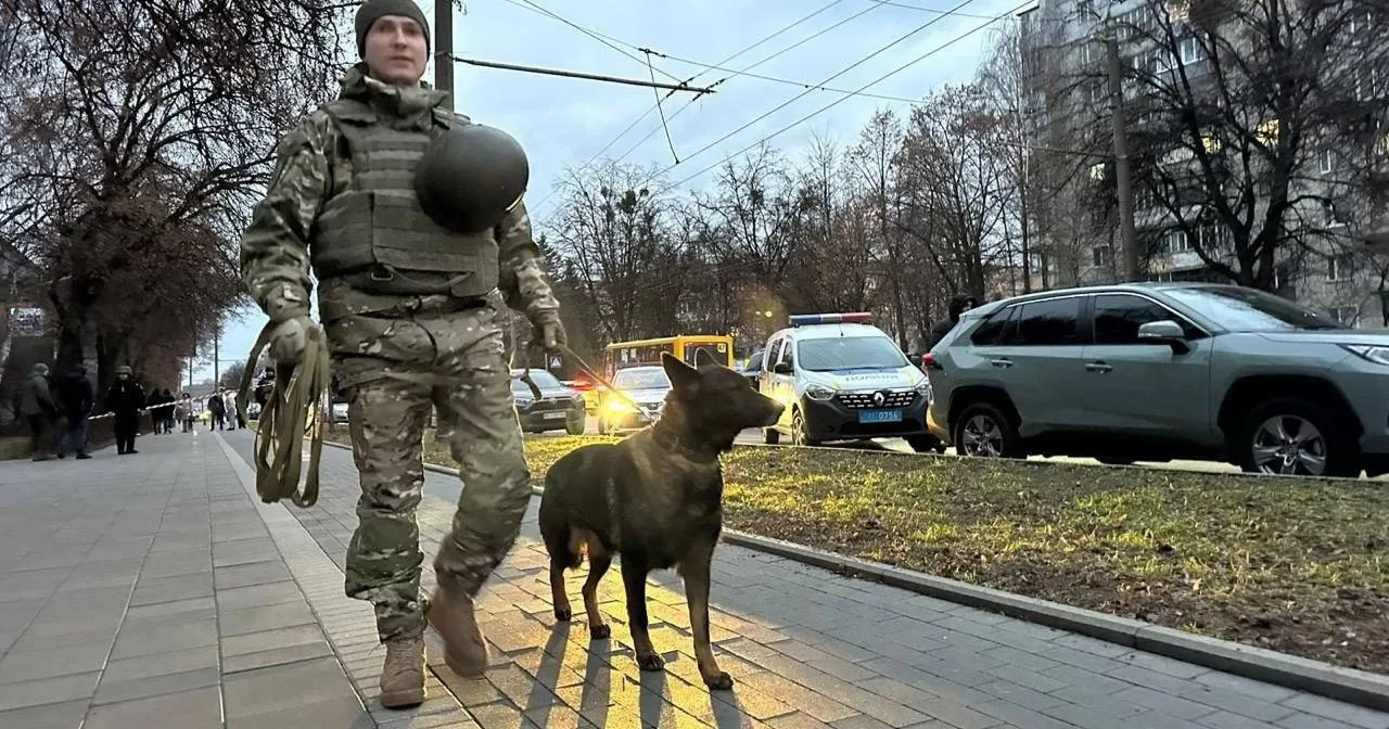 Police work at the site of the explosion of the Territorial Centre for Recruitment and Social Support in Rivne / Photo by National Police