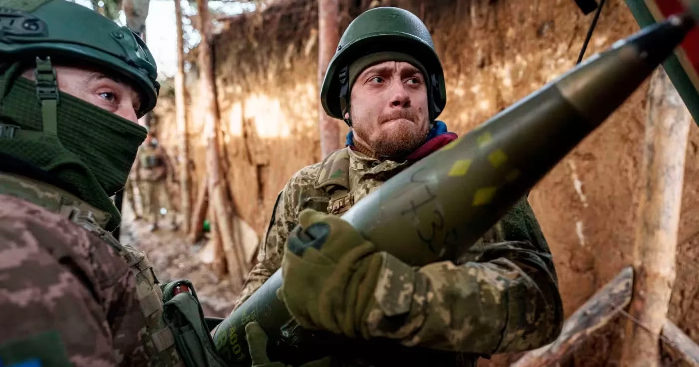 Украинские официальные лица и солдаты говорят, что чешская инициатива помогла ликвидировать дефицит боеприпасов / Фото AP