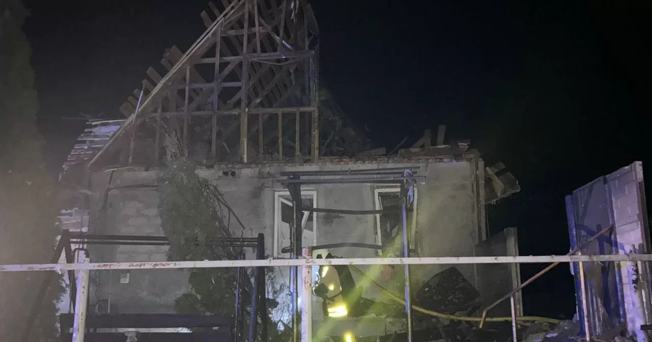 Беспилотник попал по частному жилому сектору в Люботине / Фото Харьковская областная прокуратура