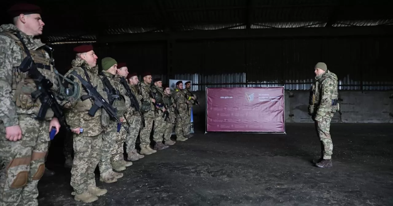 Oleksandr Syrskyi personally presented awards to our brave infantrymen and steadfast paratroopers. Donetsk region, December 2024 / Photo by @osirskiy