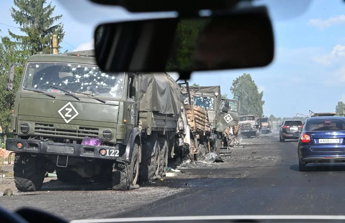 Знищена російська військова колона в Курській області / Фото: AP