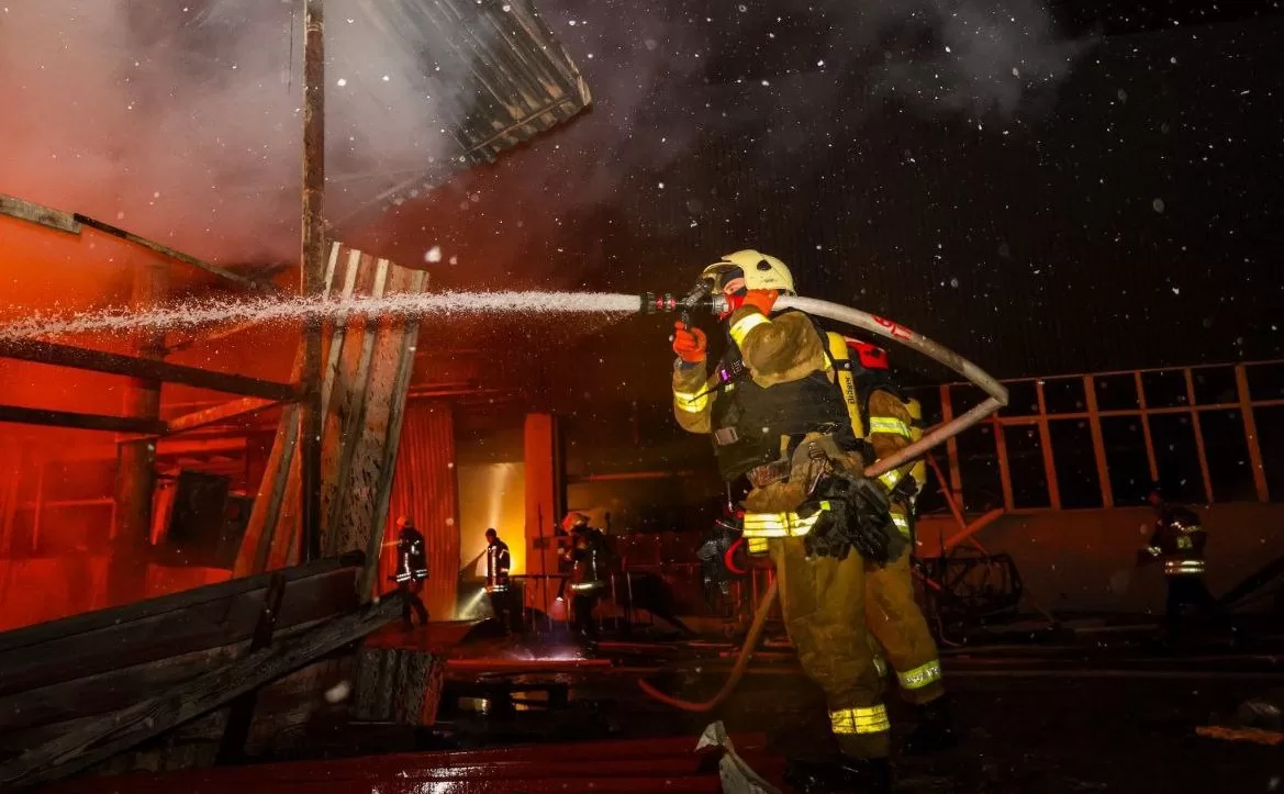 Спасатели на месте пожара / Фото иллюстративное: ГСЧС