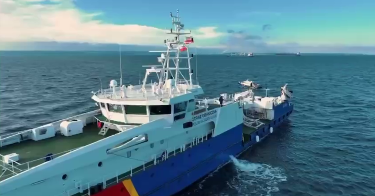 В Польше наркодилеры спрятали 100 кг кокаина на дне залива / Фото: MOSG