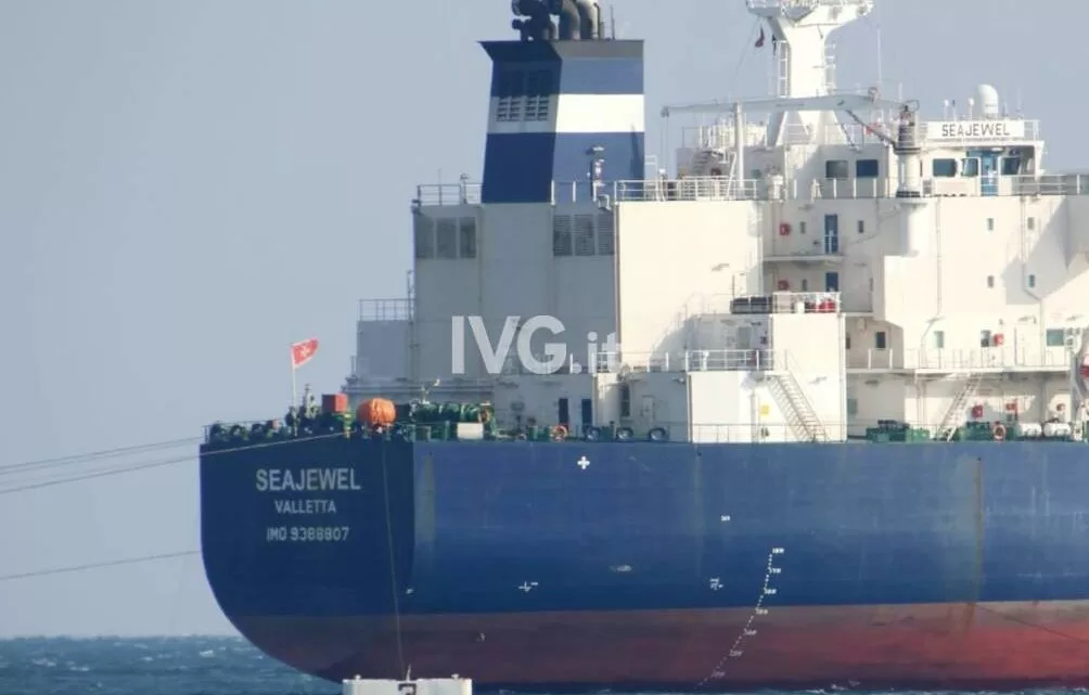 Танкер SeaJewel / Фото: IVG