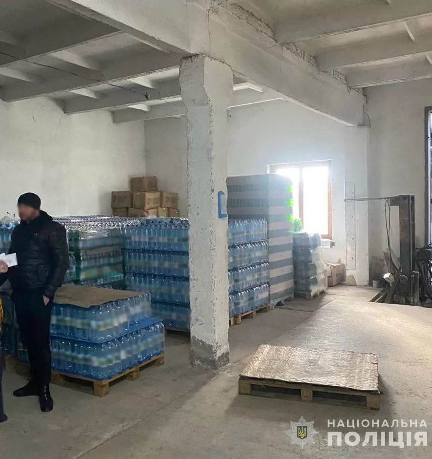 Склад с незаконно добытой минеральной водой / Фото: Полиция Закарпатья