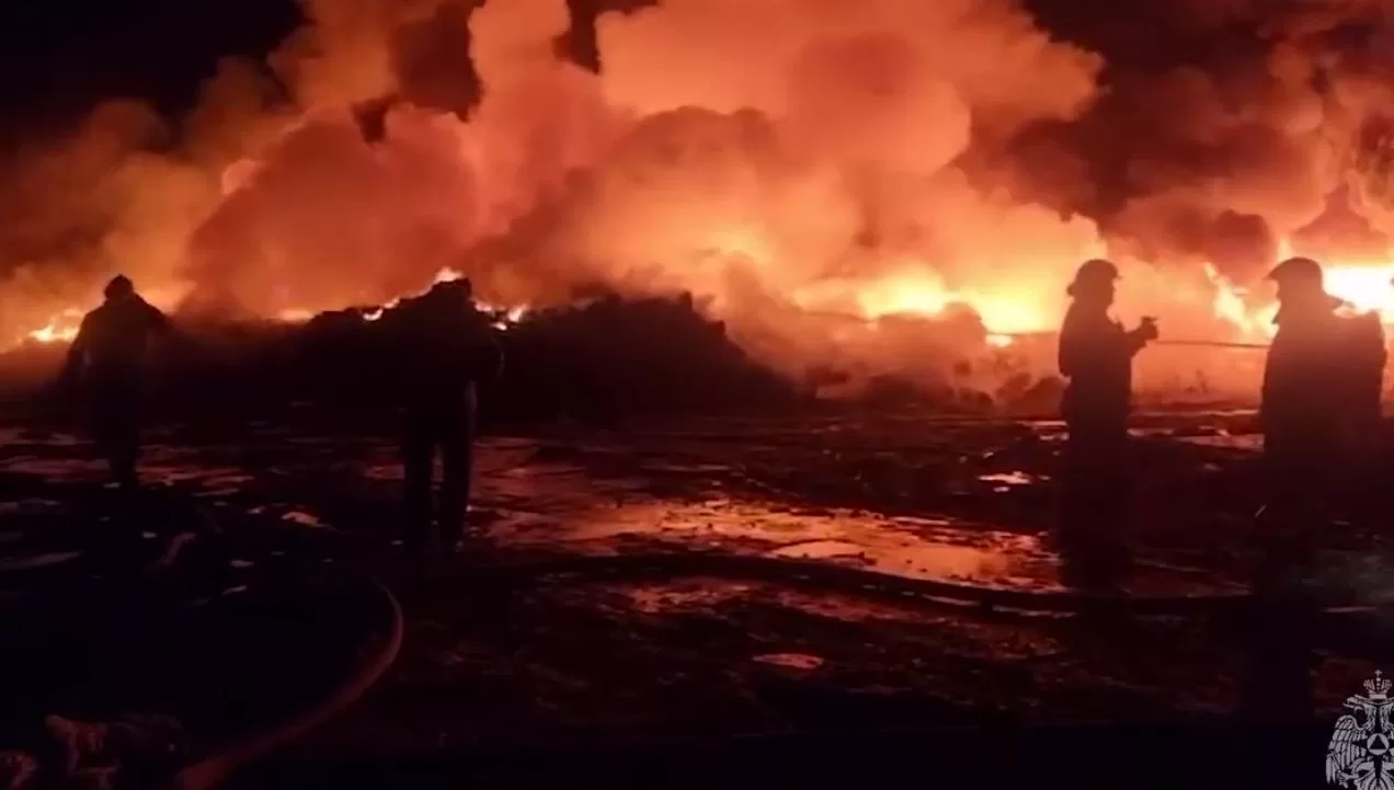 Пожежа на заводі із переробки пластику у Калузькій області / Кадр з відео