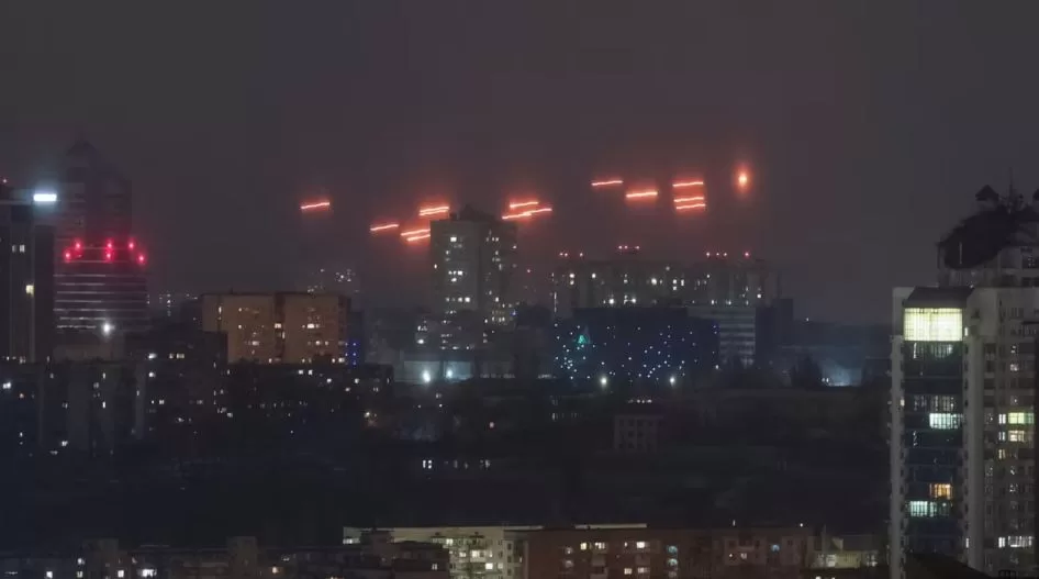 Сили ППО збивають російські шахеди у Києві / Фото: REUTERS