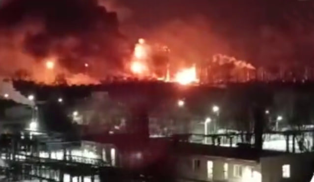 Пожежа на НПЗ в Рязані / Скриншот із відео