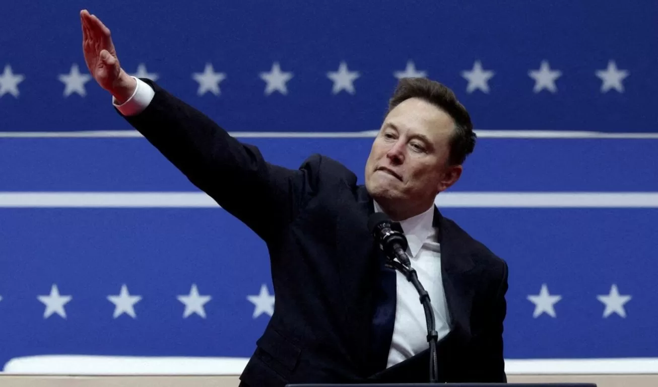 Ілон Маск під час виступу у день інавгурації Дональда Трампа / Фото: Reuters