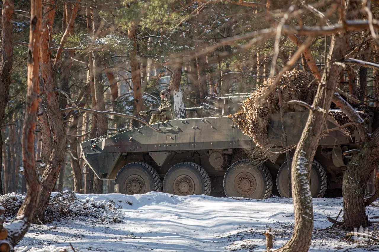 Polish armored personnel carriers “Rosomak” in service with the 44th Brigade / Photo: 44th separate mechanized brigade