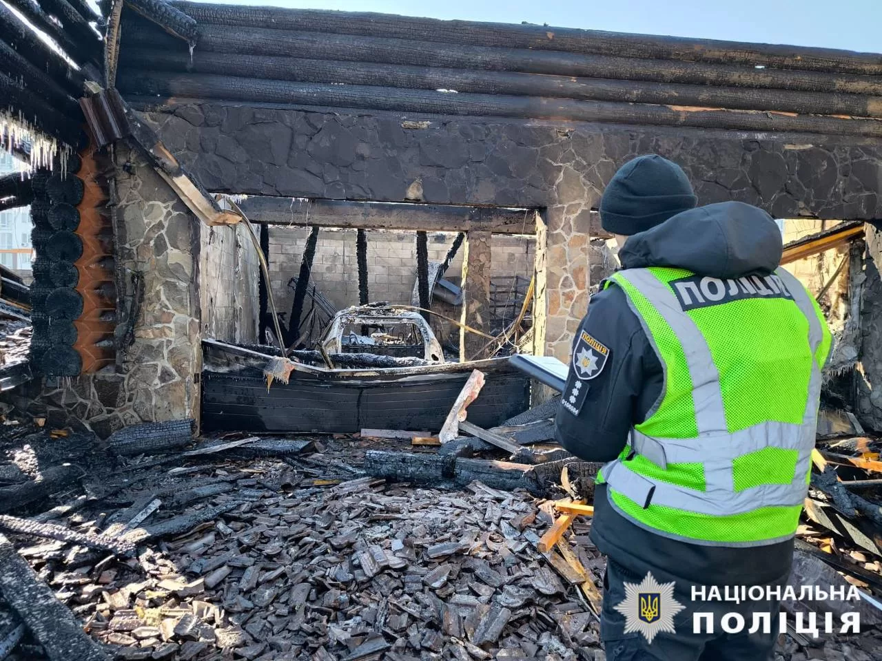 На Київщині під завалами після атаки дронів знайшли другого загиблого / Фото: Поліція Київщини