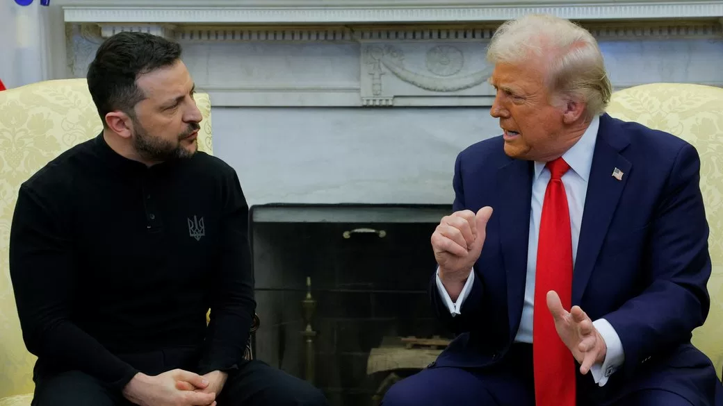 Президент США Дональд Трамп під час зустрічі з президентом України Володимиром Зеленським у Білому домі / Фото: REUTERS