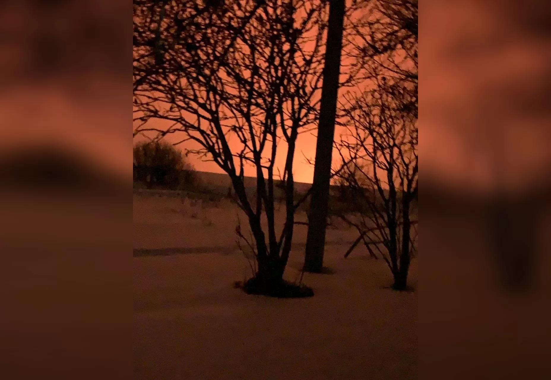 Сяйво в Ростовській області від пожежі / Фото: РосЗМІ