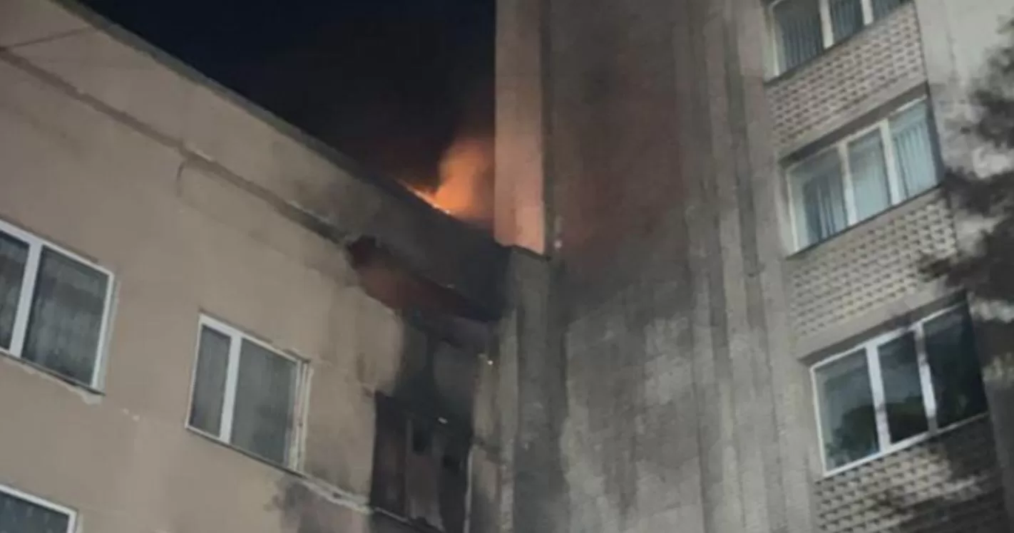 Повреждена детская больница в Сумах / Фото: Сумская ОВА