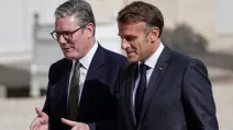 Премьер-министр Великобритании Кир Стармер и президент Франции Эммануэль Макрон / Фото: AFP