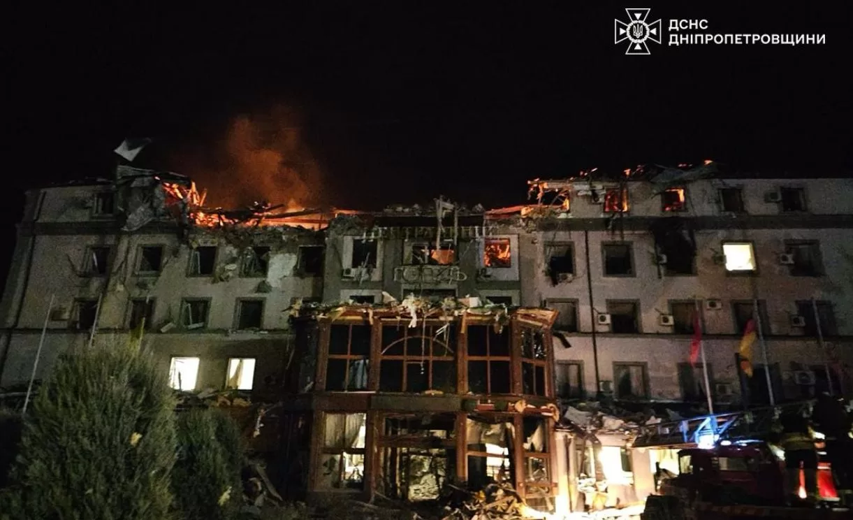 Зруйнований готель у Кривому Розі / Фото: ДСНС