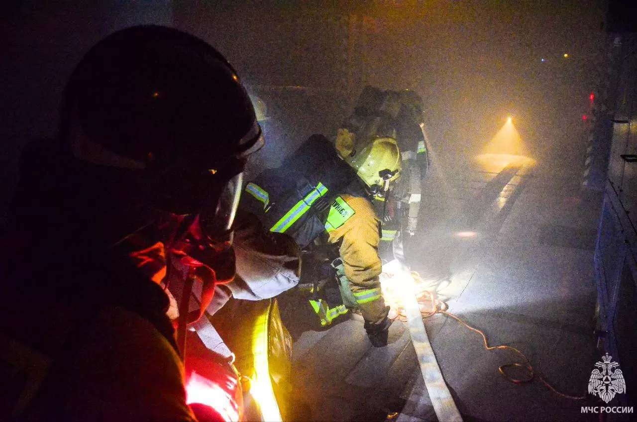 Російські МНС-ники на місці пожежі / Фото ілюстративне: МНС РФ