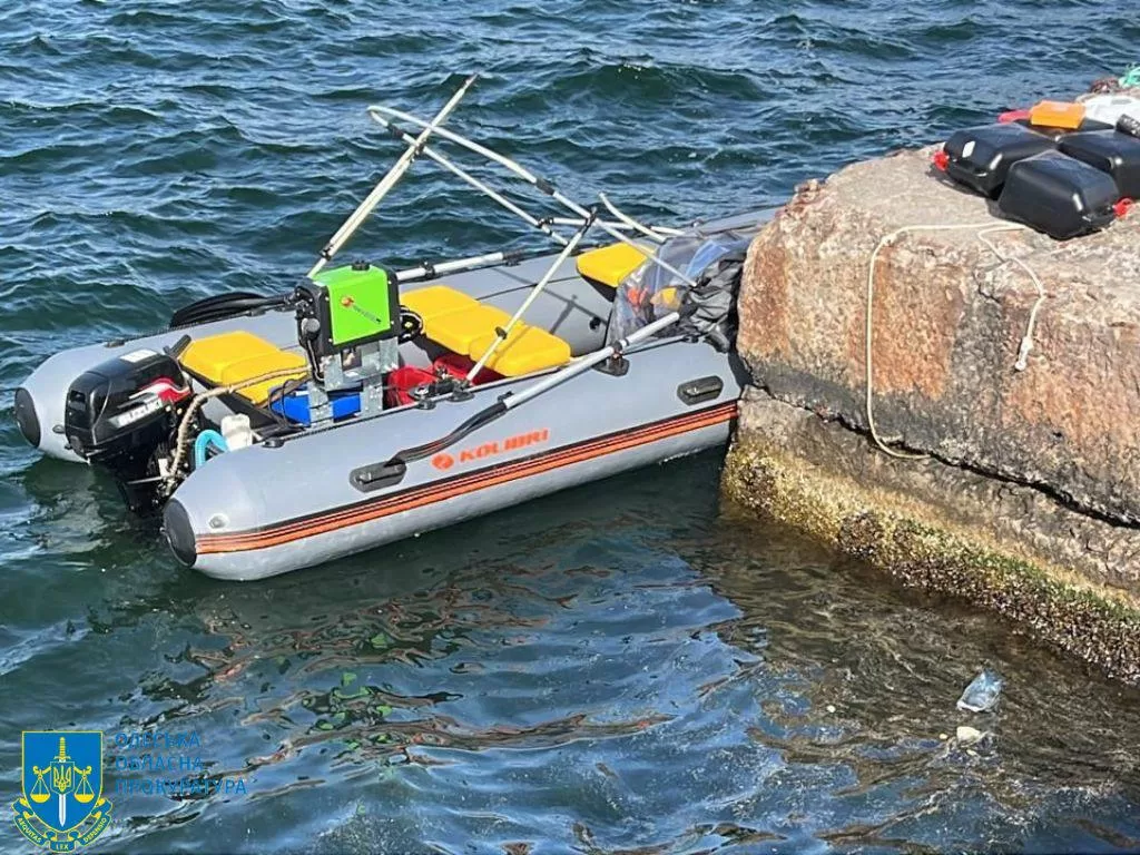 Одессит спланировал отправку уклонистов за границу на лодке / Фото: Одесская областная прокуратура