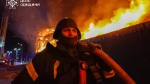 Rescuers extinguish fires after strikes on Odesa / Photo: SES