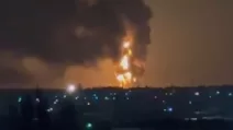 Пожар на нефтебазе в Краснодарском крае РФ / Скриншот с видео
