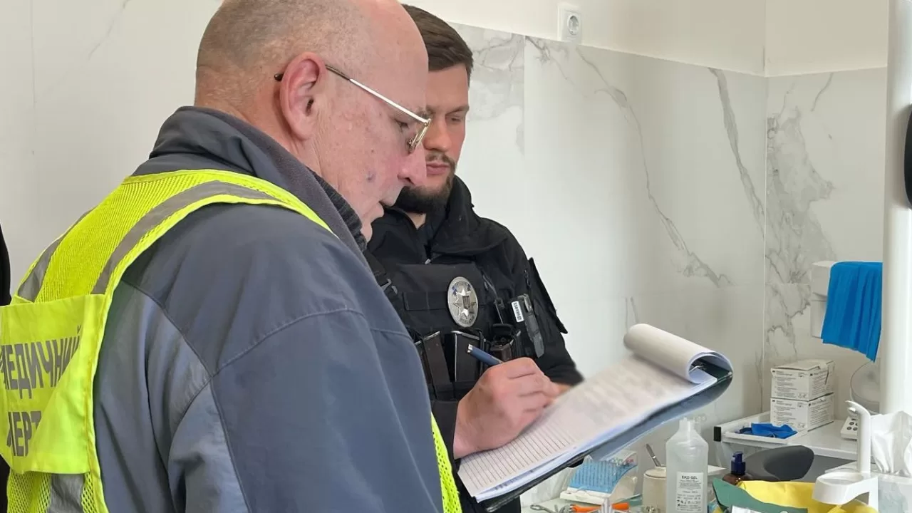 Поліцейські встановлюють обставини смерті семирічного хлопчика у столичній приватній клініці / Фото поліція Києва