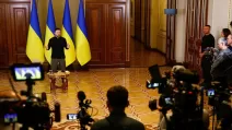 Володимир Зеленський спілкується з пресою в Києві / Фото Reuters
