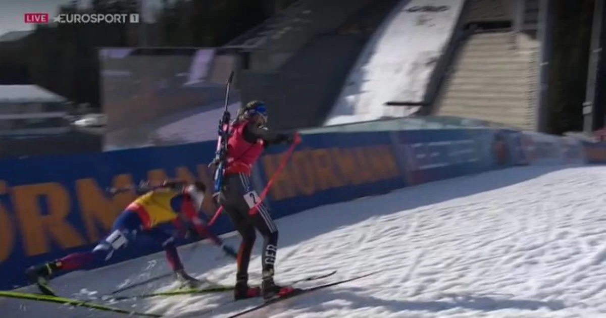Падение Лу Жанмонно предопределило исход гонки и победителя Кубка мира 2024/25 / Скриншот трансляции