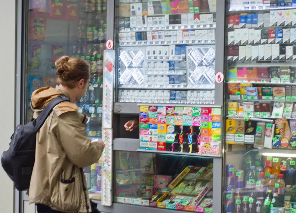 Сигаретный киоск / Фото: val.ua