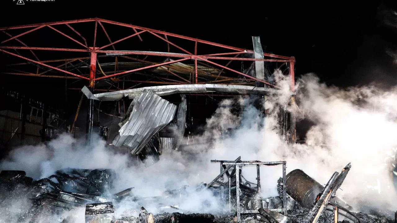 Последствия атаки дронов на Киевщину / Фото: ГСЧС