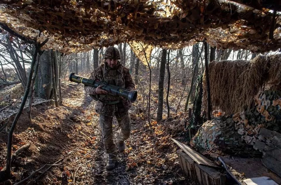 A Ukrainian soldier with a Javelin multiple rocket launcher / Photo: General Staff of the Armed Forces of Ukraine