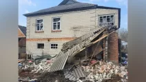 Внаслідок ворожого обстрілу БпЛА у Куп’нську пошкоджено житловий будинок / Фото @synegubov