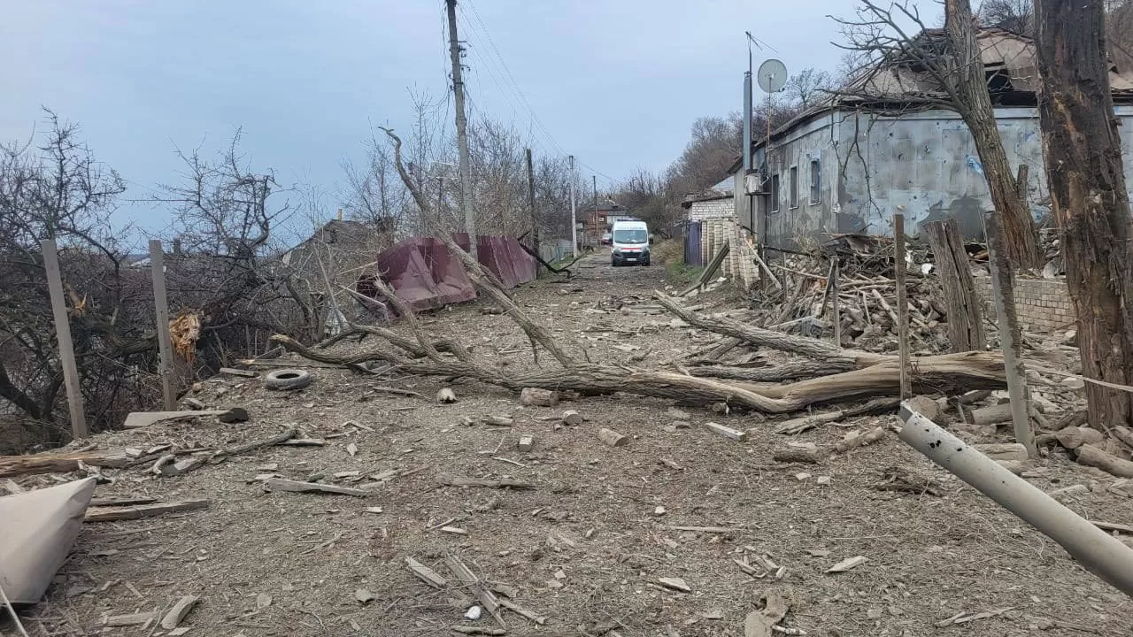 Massive shelling of Kupyansk with guided aerial bombs: three people wounded / Photo by @synegubov
