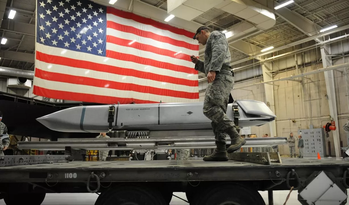 Крылатая ракета AGM-158 JASSM армии США / Фото: US Air Force