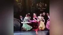 Марія Шувалова танцює «Тарантеллу» / Скриншот відео