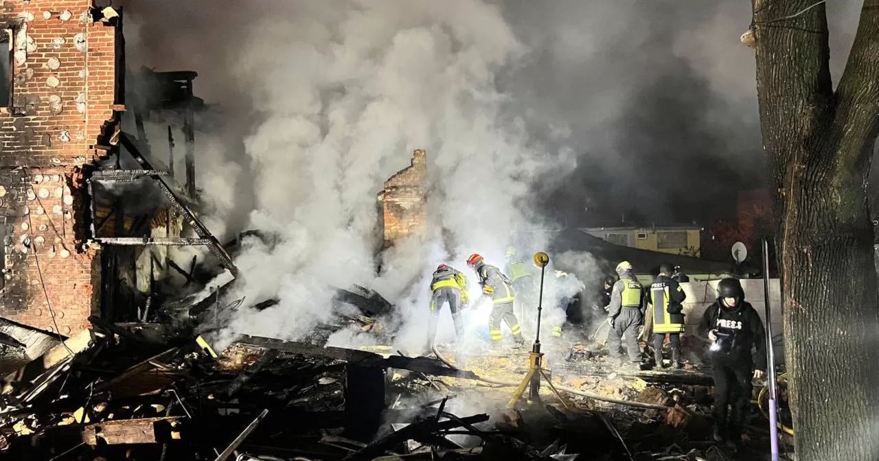 4 людини загинули та 35 постраждали внаслідок чергової масованої атаки на Харків 3 квітня / Фото Харківська обласна прокуратура