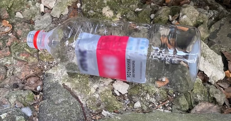 Полицейские установили, что 16-летний житель Чернигова на задание российских кураторов совершил попытку поджога железнодорожного релейного шкафа / Фото Отдел коммуникации полиции Черниговской области