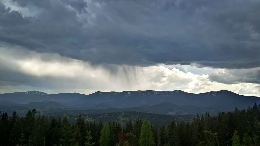 Сезон дождей в Карпатах / Фото: TroyanTrekking Facebook