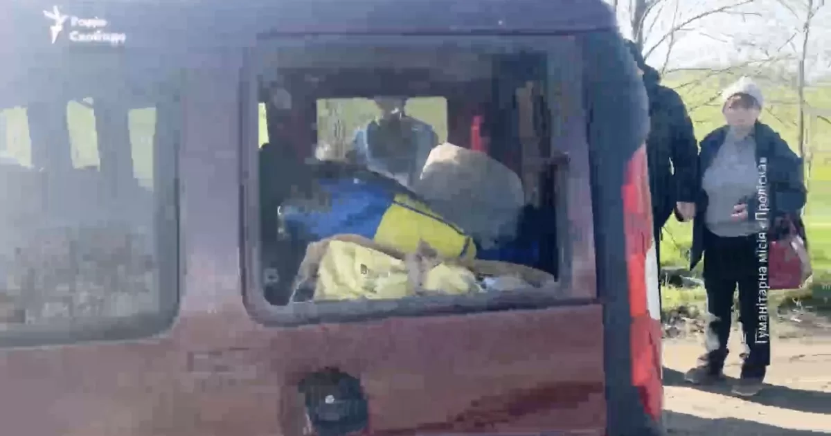 Війська РФ атакували FPV-дронами евакуаційне авто Гуманітарної місії «Проліска» / Скриншот відео