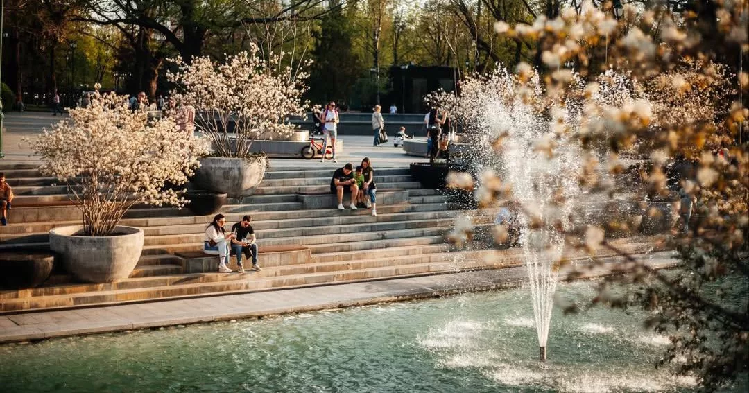 Fountains in Kharkiv's Shevchenko Garden / Photo by ellieneellie.photo