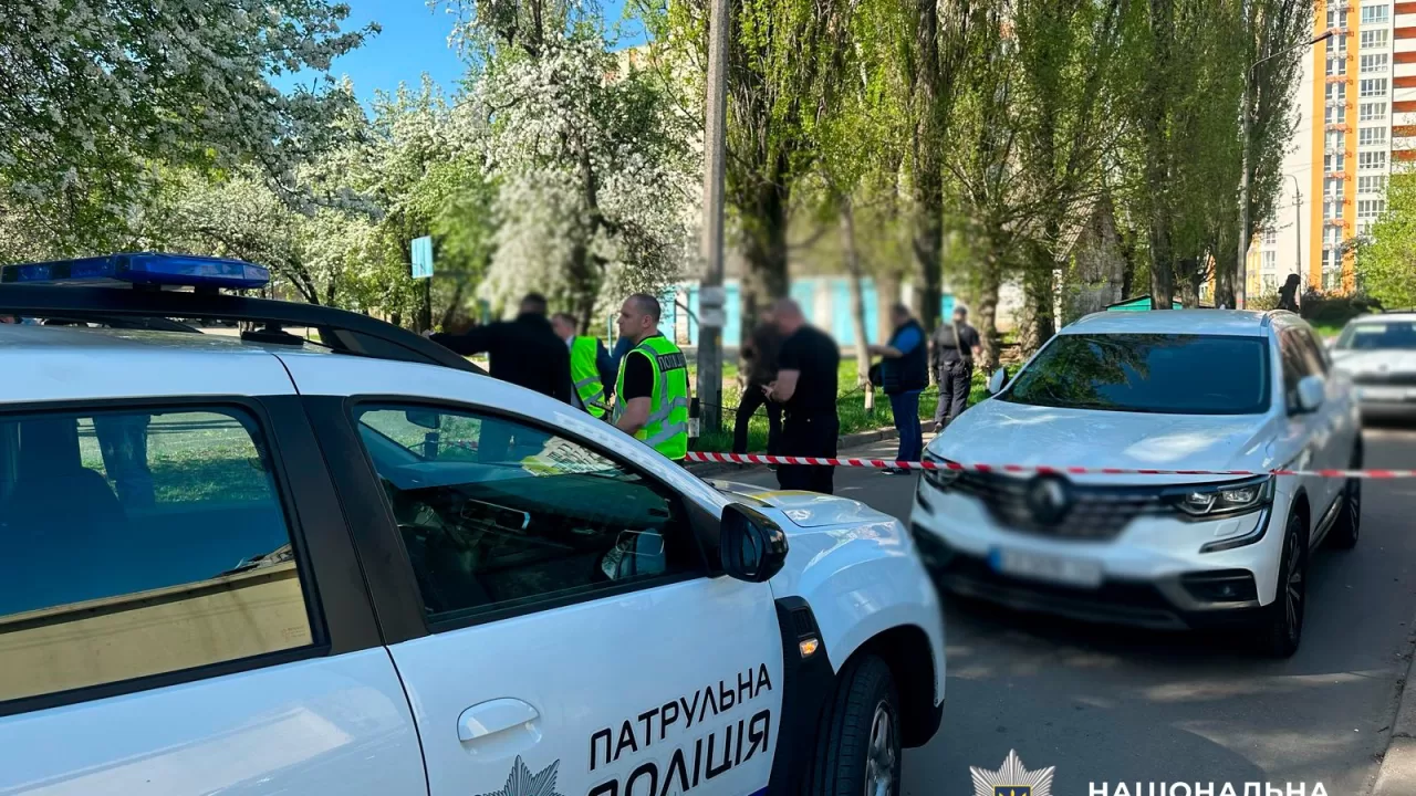 Полиция расследует покушение на убийство в Святошинском районе / Фото: Полиция Киева