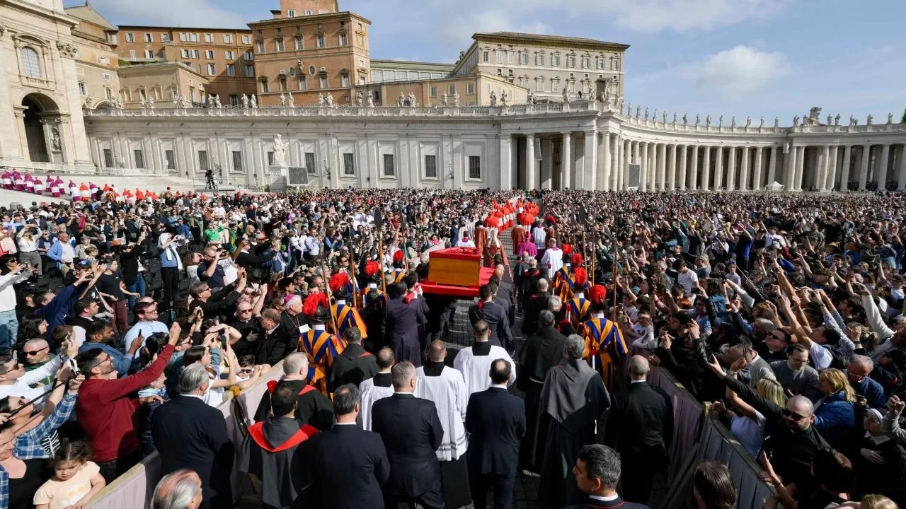 Гроб с телом Папы Римского Франциска перенесли в собор Святого Петра / Фото: vaticannews.va