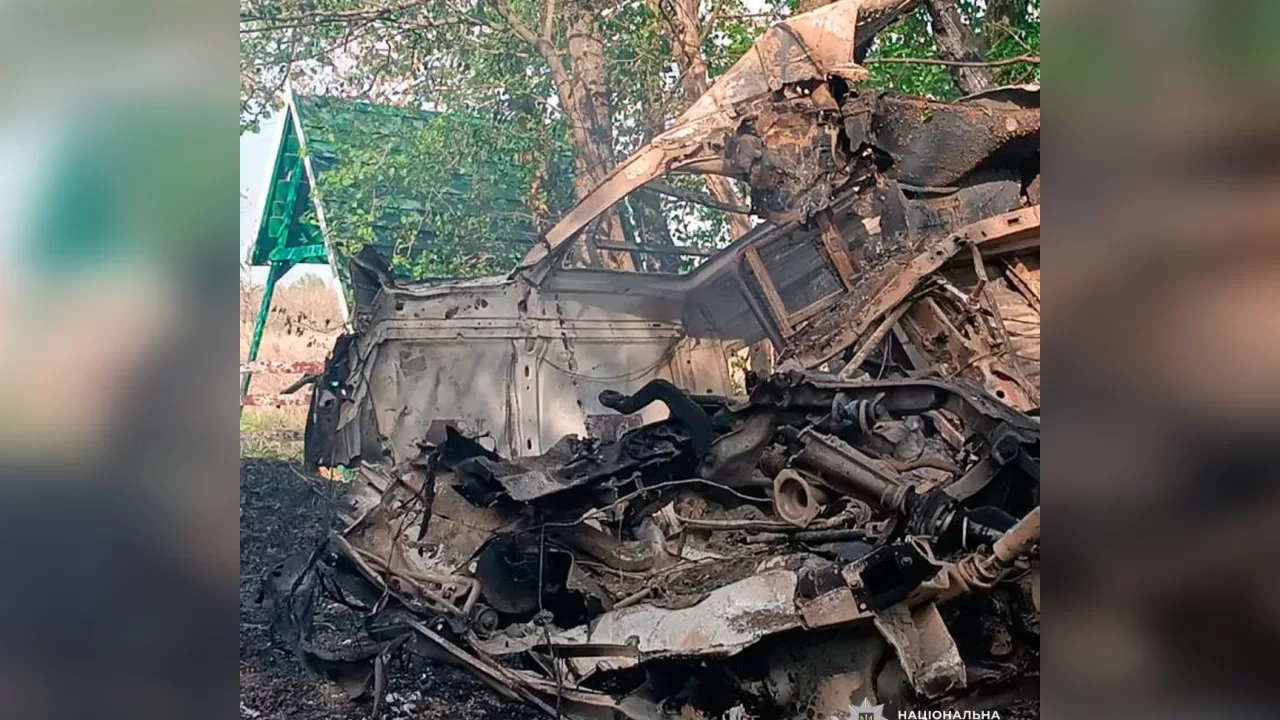У Балаклії автівка наїхала на протитанкову міну / Фото: Поліція Харківщини