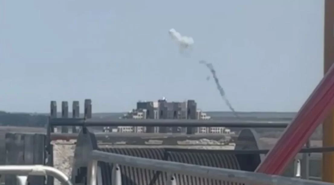 Дроны атакуют Елабугу, где производят "Шахеды" / Кадр из видео